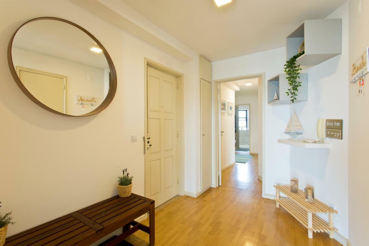Host Wise - Amazing Comfy Flat With Balcony *