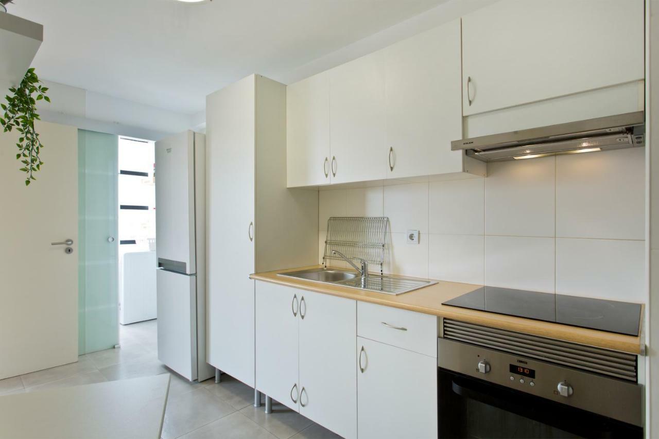 Apartment Host Wise - Amazing Comfy Flat With Balcony Matosinhos (Porto)